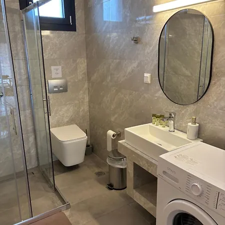 Elinor Apartament Flogita