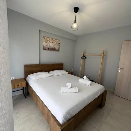 Apartment Elinor Flogita