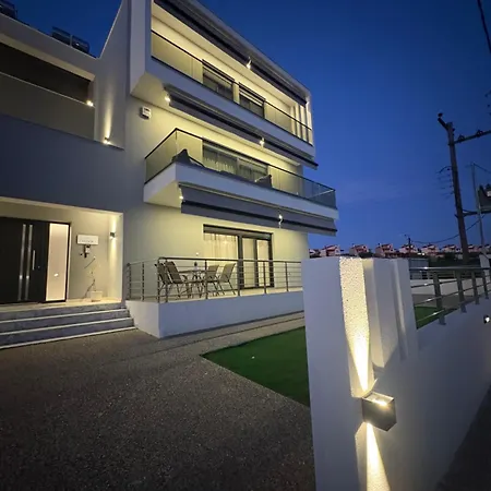 Elinor Apartment *