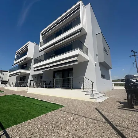 Apartment Elinor Flogita